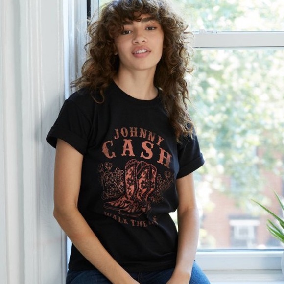 Johnny Cash Tops - NWT sealed black Johnny Cash Walk the Line tee